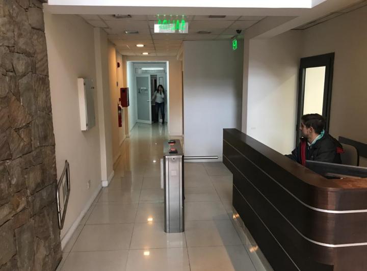 piso moderno para oficinas en venta. vista 4 puntos cardinales.   3