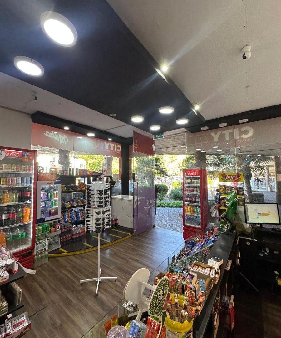 Foto de ALQUILER LOCAL COMERCIAL CHACRAS DE CORIA, imagen 5