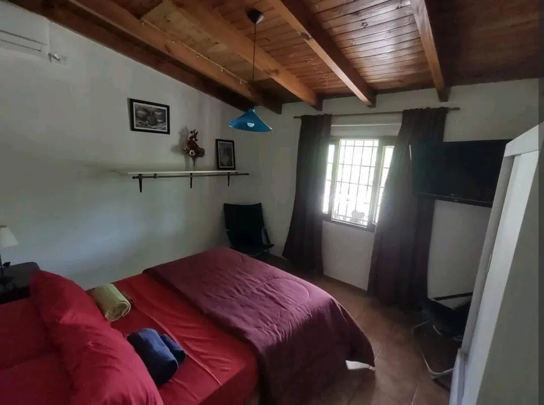 casa remodelada, con parque, huerto del sol. 3