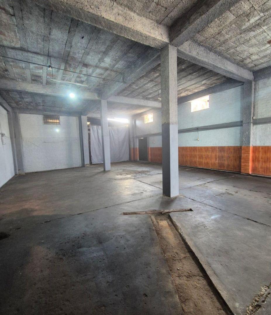 Foto de Casa con galpón y taller mecánico en venta – Las Heras, imagen 2