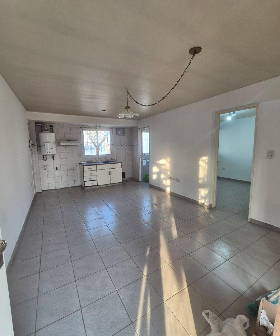 Foto de DEPARTAMENTO EN ALQUILER – EL SAUCE, GUAYMALLÉN, imagen 1