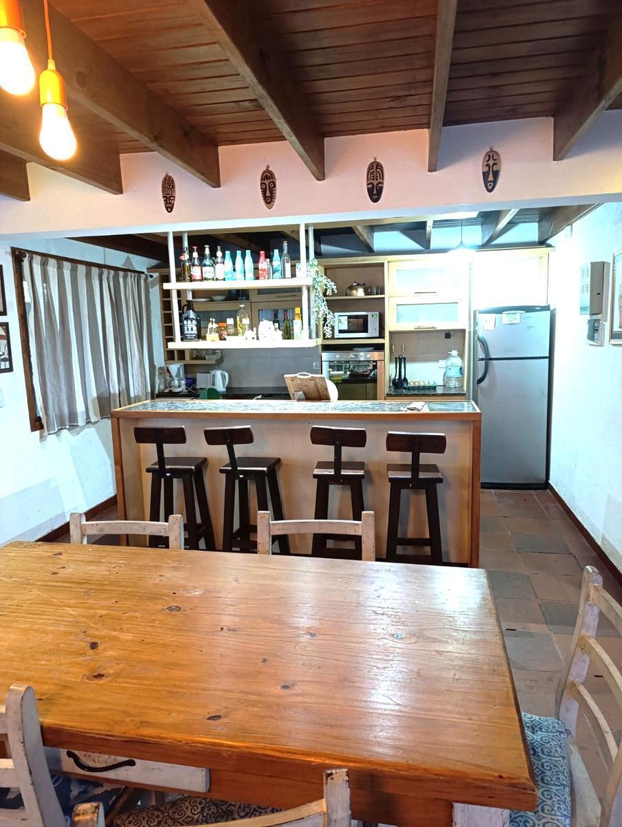 Casa en Venta o Permuta. Retasada. Impecable. Mar Azul. 3