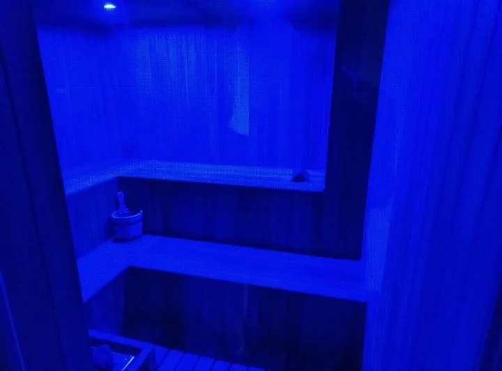 Venta o alquiler de Casa a estrenar. 4 plantas, full amenities- Banfield O. 4