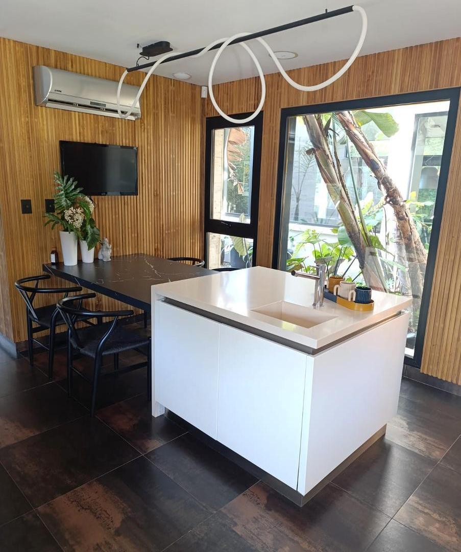 Foto de Casa en venta, sobre dos lotes. Saint Thomas N/S. Canning., imagen 4