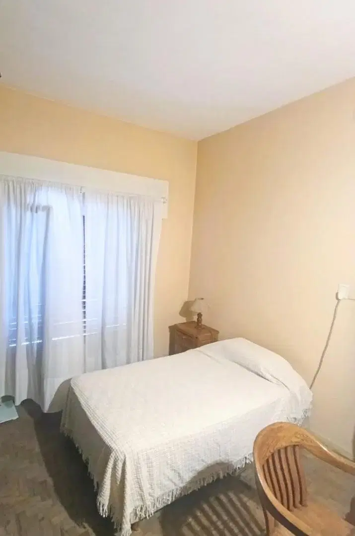 Casa tipo duplex en venta con dos locales comerciales. Lomas de Zamora Este 4