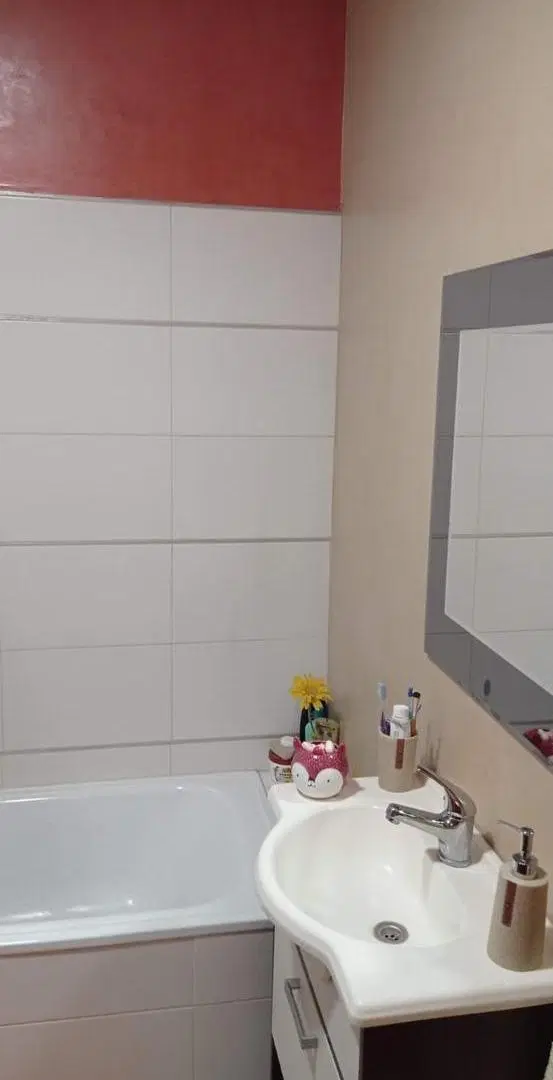 Departamento tipo casa en alquiler. Hermoso, con amenities y 2 cocheras. Complejo Las Cavas. Canning 4