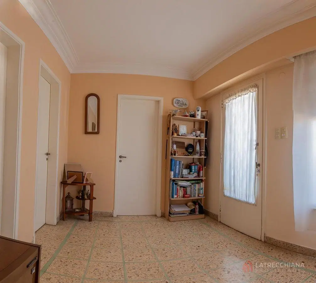Venta de casa, Oportunidad imperdible. Retasada y en excelente estado - Lomas Oeste 4