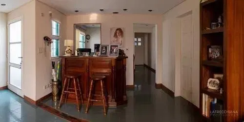 Casa en venta. Impecable - Retasada. Llavallol. 3