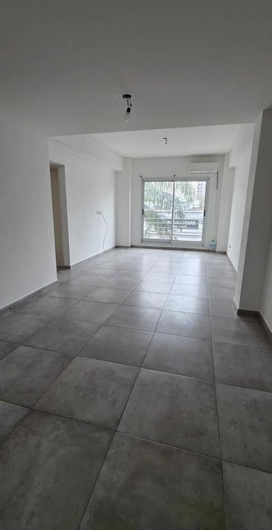 Foto de Departamento en Alquiler de 2 ambientes (IMPECABLE). L. Zamora Centro., imagen 4