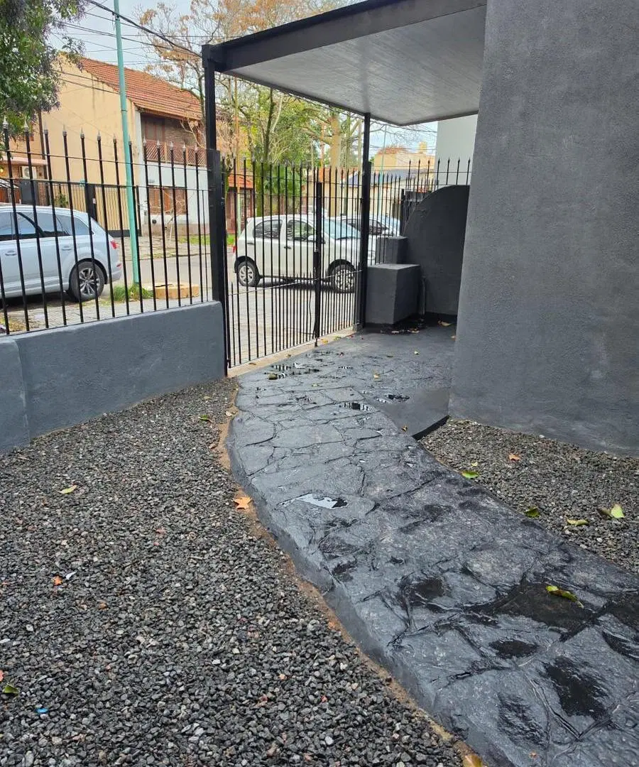 Venta de PH en Banfield Oeste Residencial. Totalmente reciclado. 2