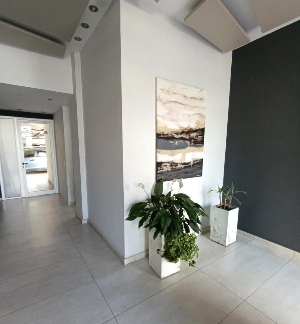 Foto de Departamento en venta. Semipiso en el Centro de lomas de Zamora., imagen 3