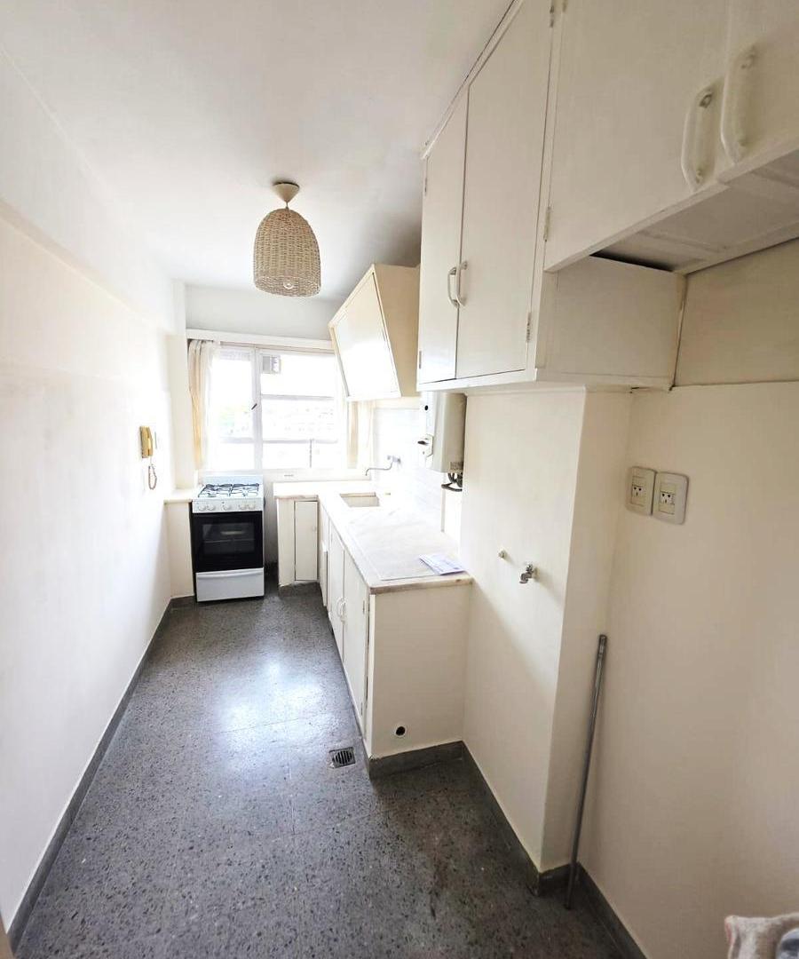 Foto de Departamento en Alquiler. Lomas de Zamora Oeste, imagen 2