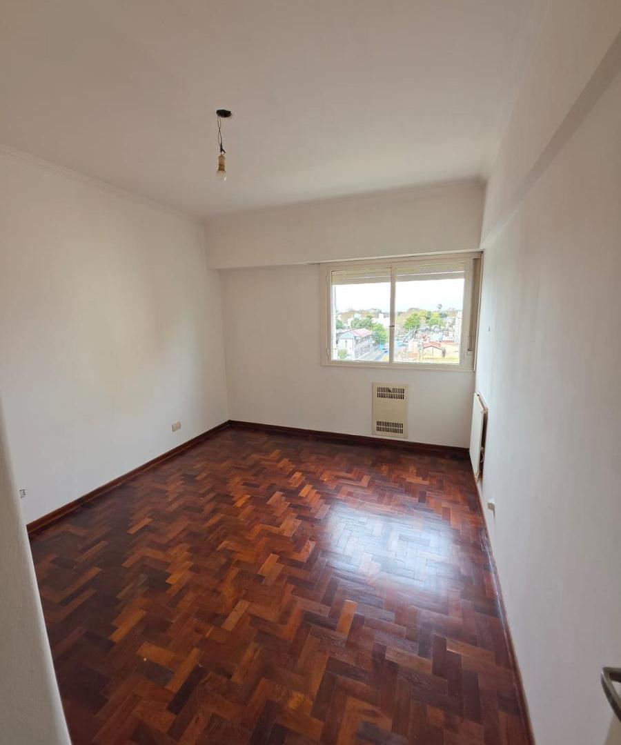 Foto de Departamento en Alquiler. Lomas de Zamora Oeste, imagen 1