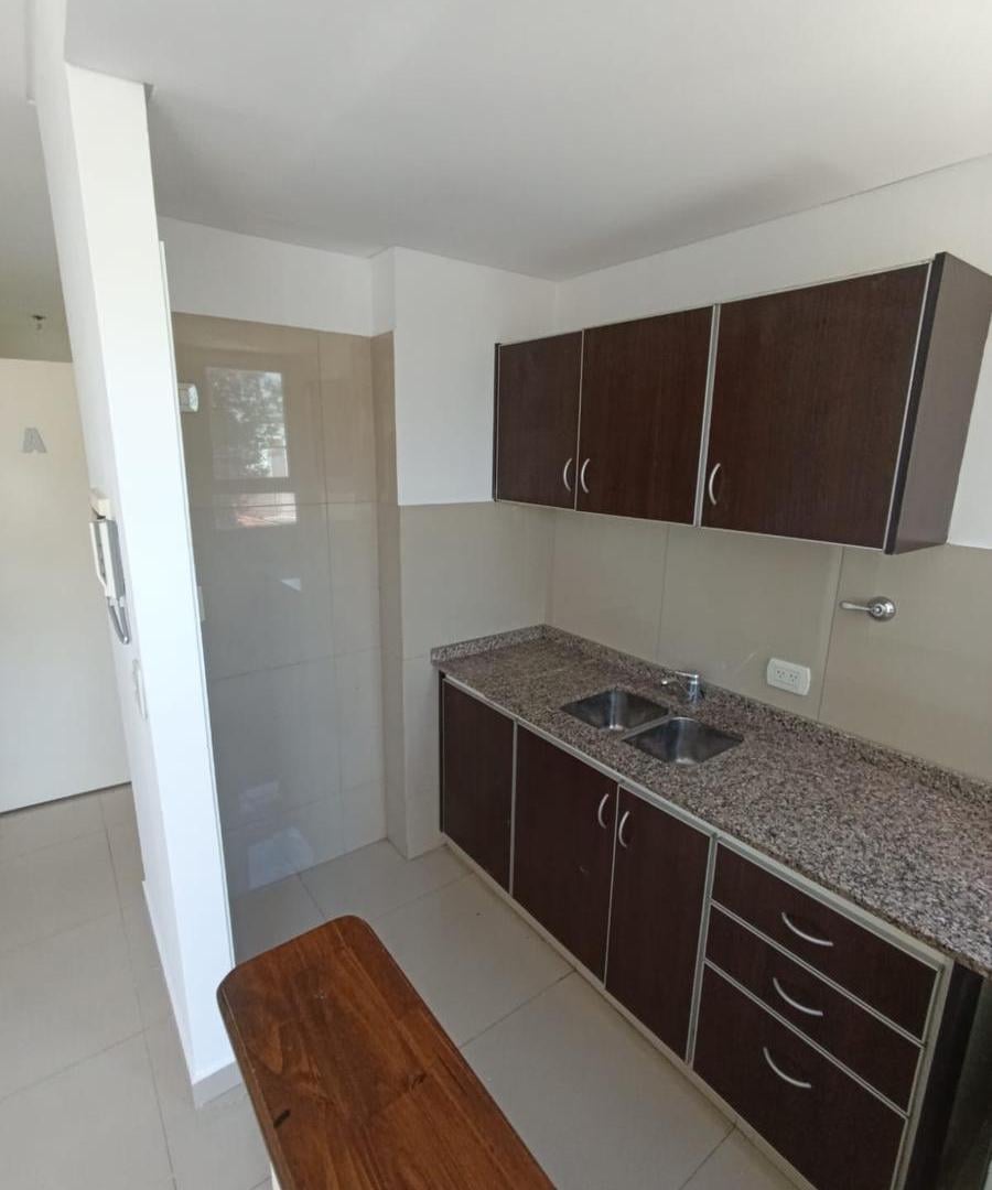 Foto de Departamento en alquiler, dos ambientes. Semipiso, excelente ubicación, imagen 2