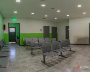Foto de Alquiler de Centro de Consultorios médicos. Impecable!!. Bernal O., imagen 1