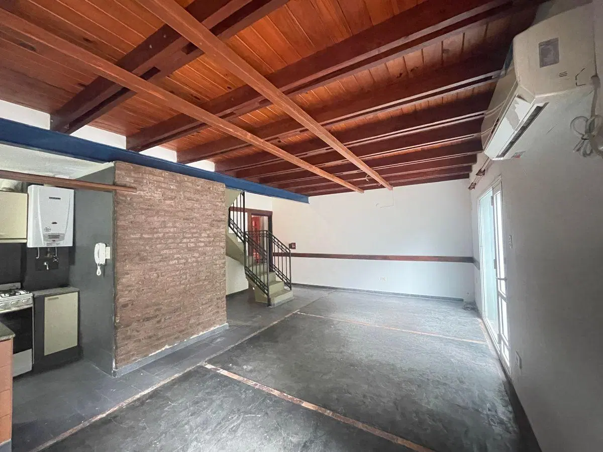 Casa interna única de pasillo 4