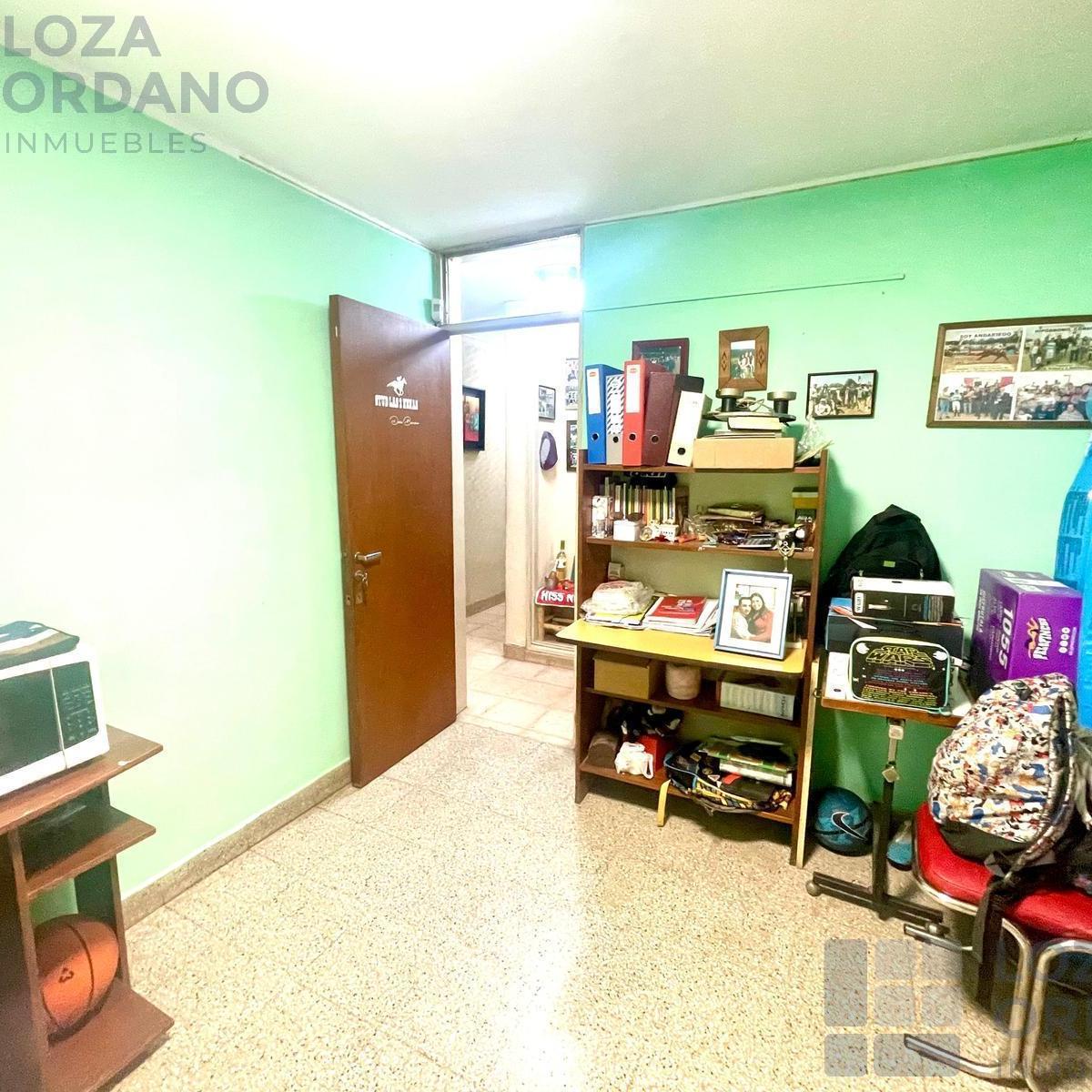 Venta de Casa en Alto Alberdi a Una Cuadra de Plaza Jeronimo del Barco 1