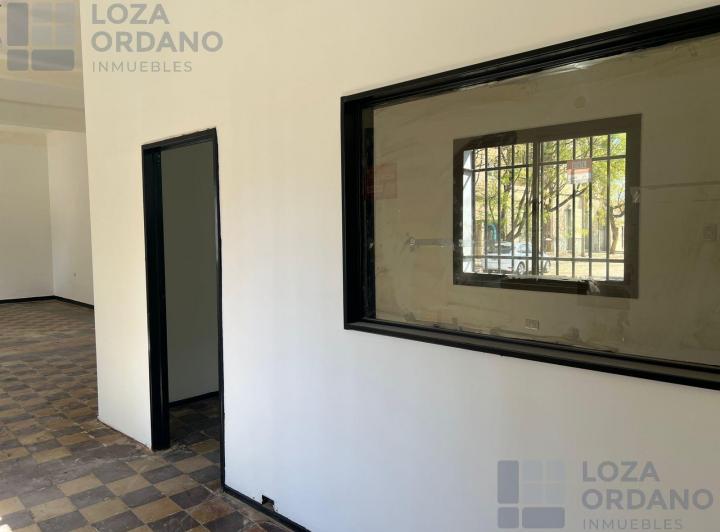 LOCAL COMERCIAL 4