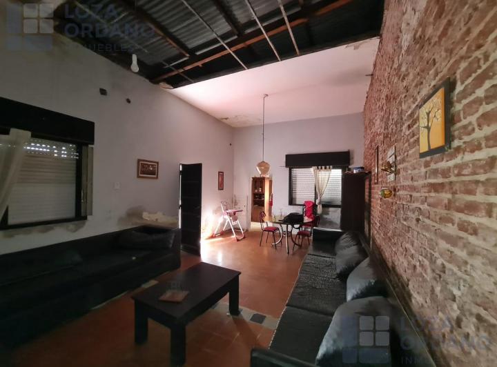 VENDO CASA EN BARRIO COFICO A REMODELAR. 2