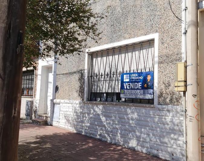 VENDO CASA EN BARRIO COFICO A REMODELAR. 1