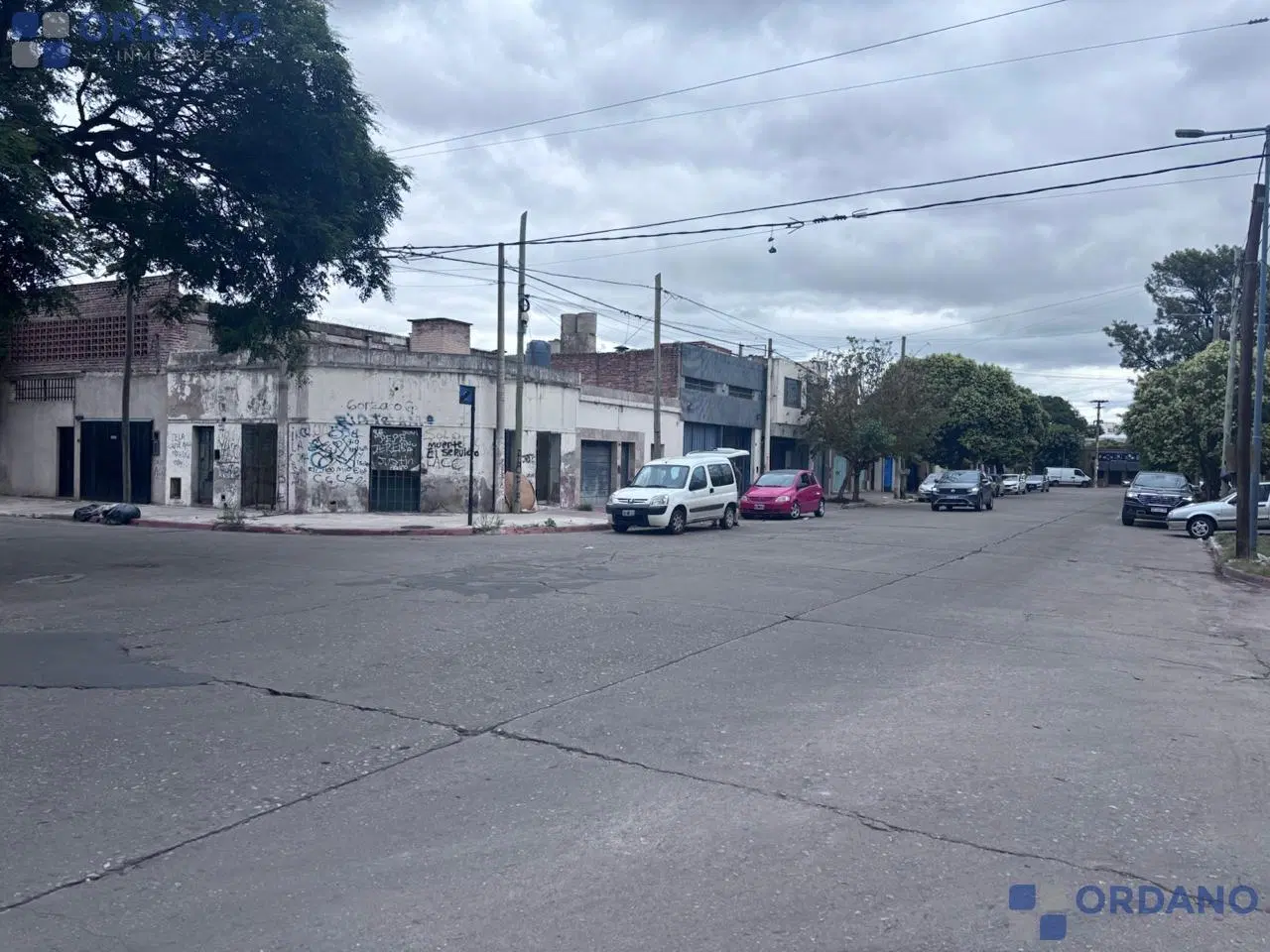 LOCAL Comercial en VENTA B° General Bustos 3