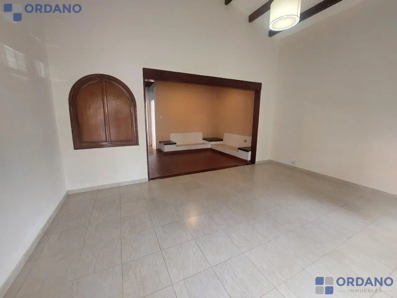 Casa - Alto Alberdi 4