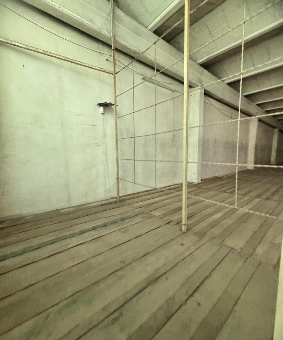 Foto de VENTA GALPON AV BULNES BARRIO PUEYRREDON, imagen 2