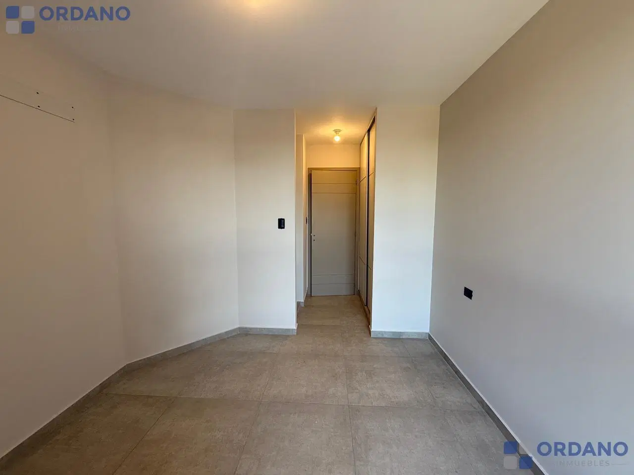 Departamento 1 DORM. Alto Alberdi 3° PISO por ascensor 5