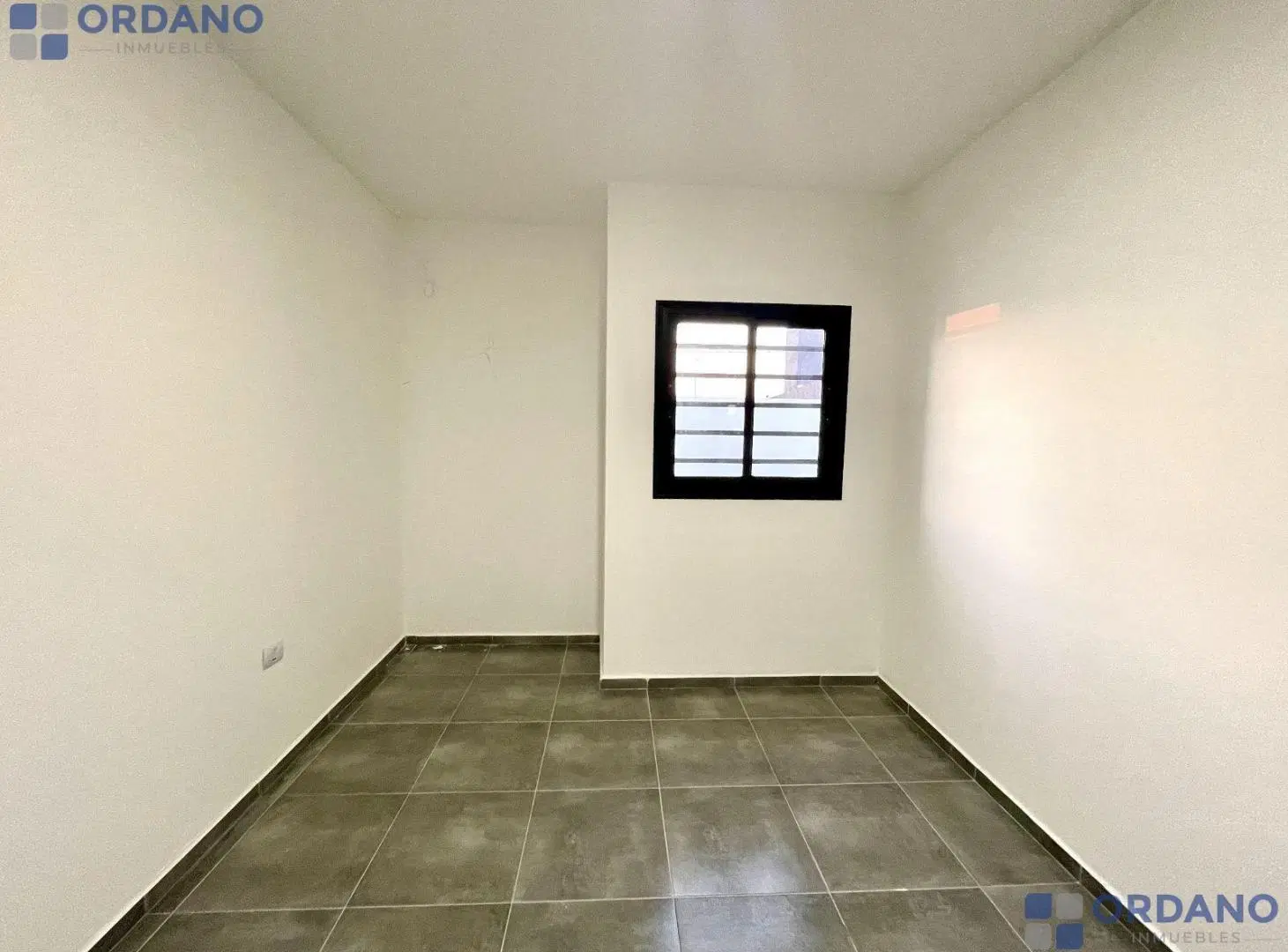 Duplex 2 dormitorios en Valle Cercano 1
