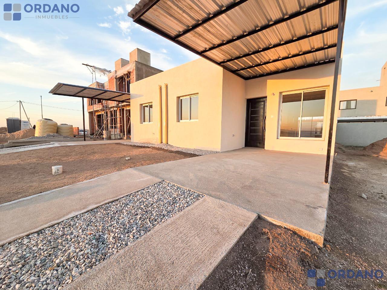 Duplex en venta 2 dormitorios Rincones de Manantiales