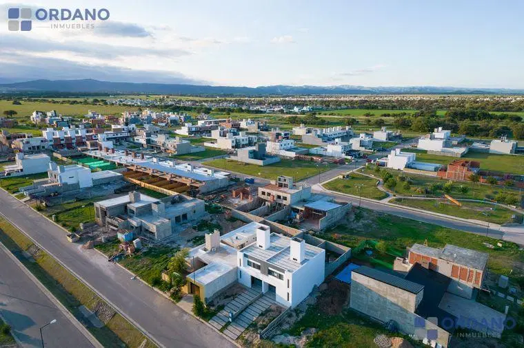 DOCTA CENTRAL - TERRENO 2