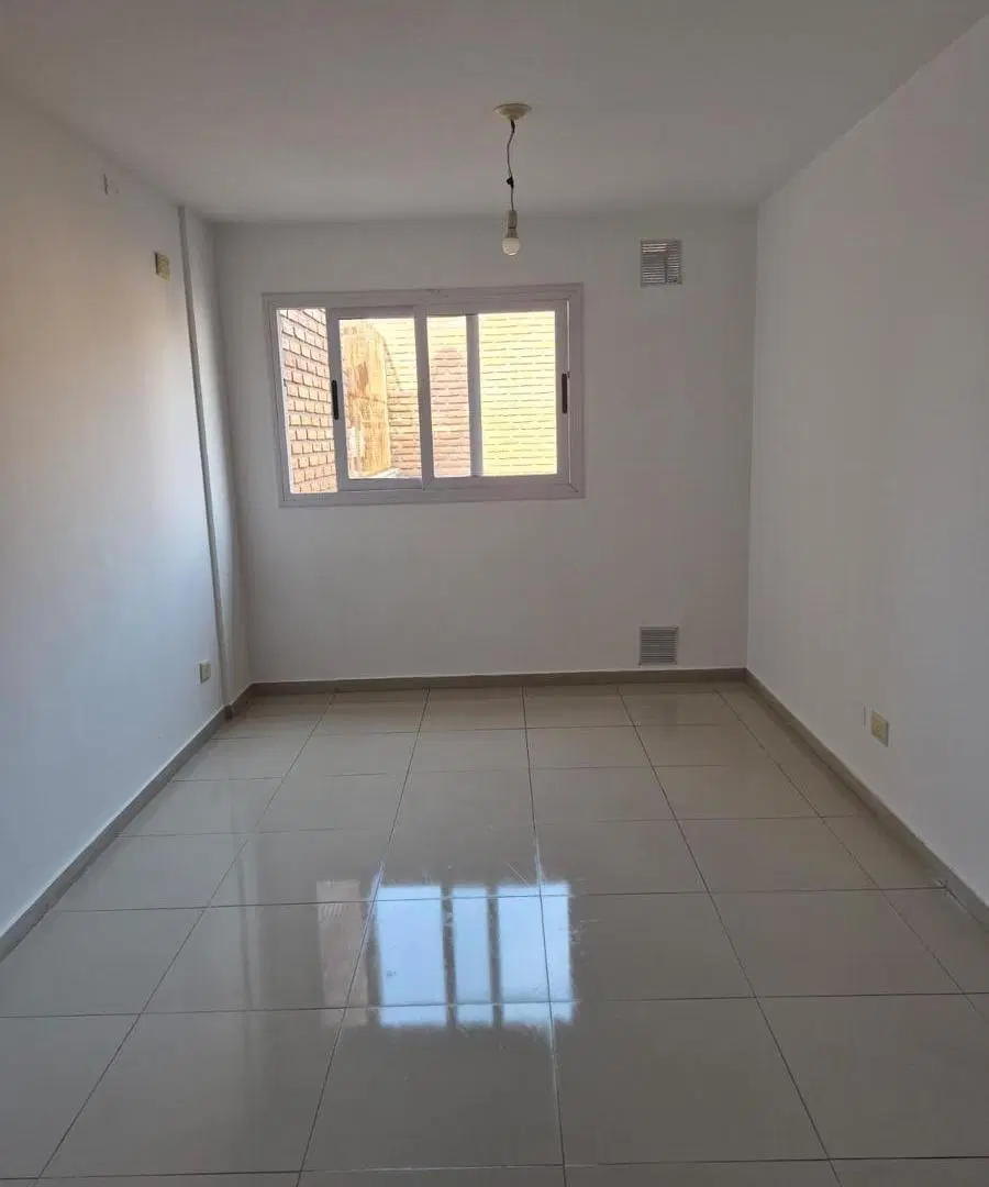 Departamento En Alquiler B. Gral. Paz 1dorm 8