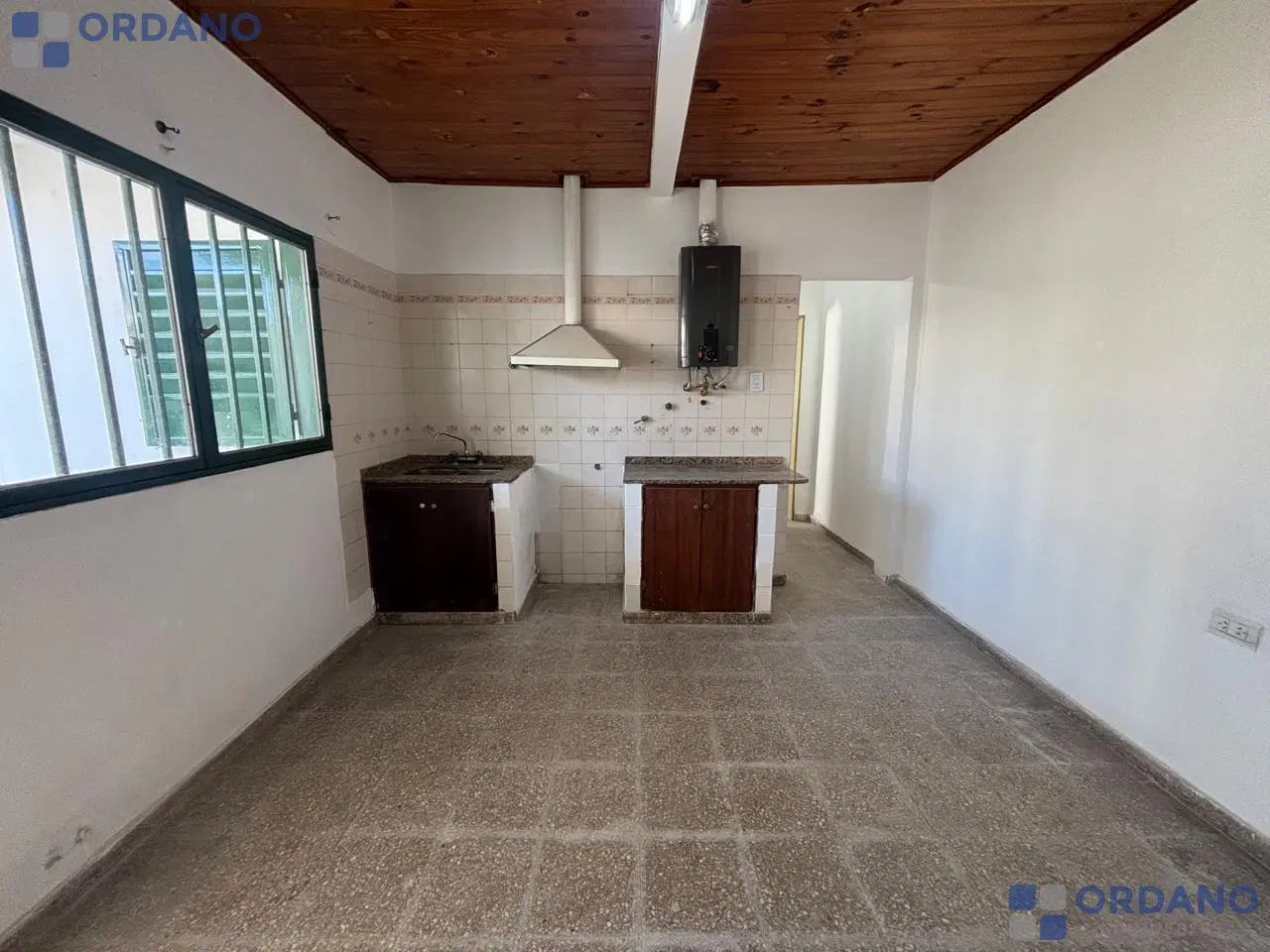 Casa Departamento en venta sobre lote de 300 m² | Barrio Talleres 3