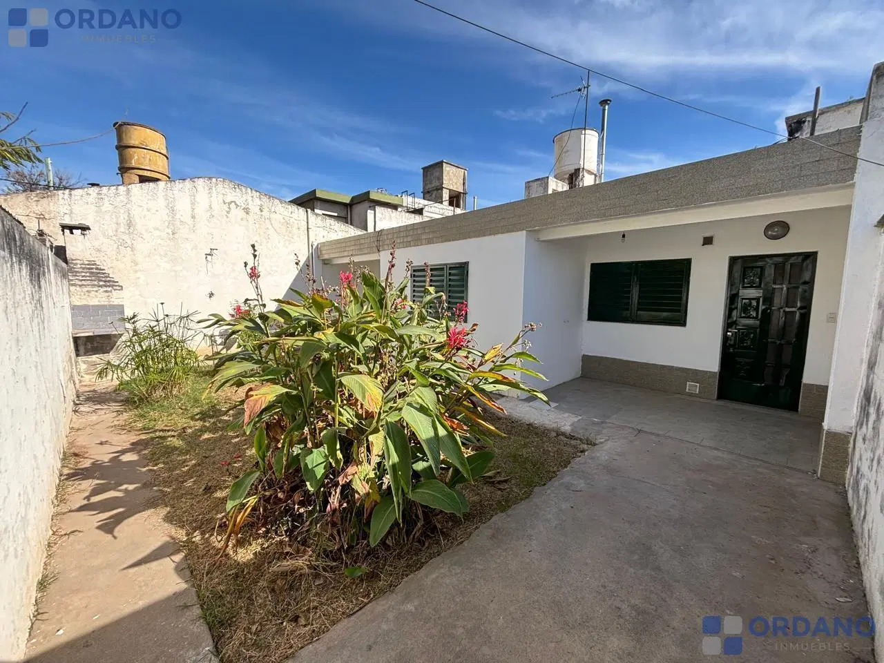 Casa Departamento en venta sobre lote de 300 m² | Barrio Talleres 5