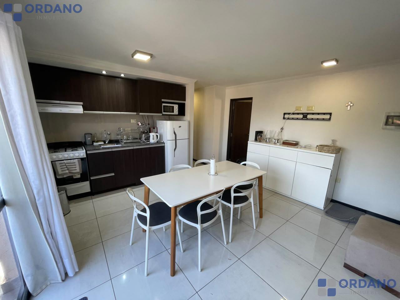 Foto de Departamento 2dorm AMOBLADO c/ COCHERA, imagen 1