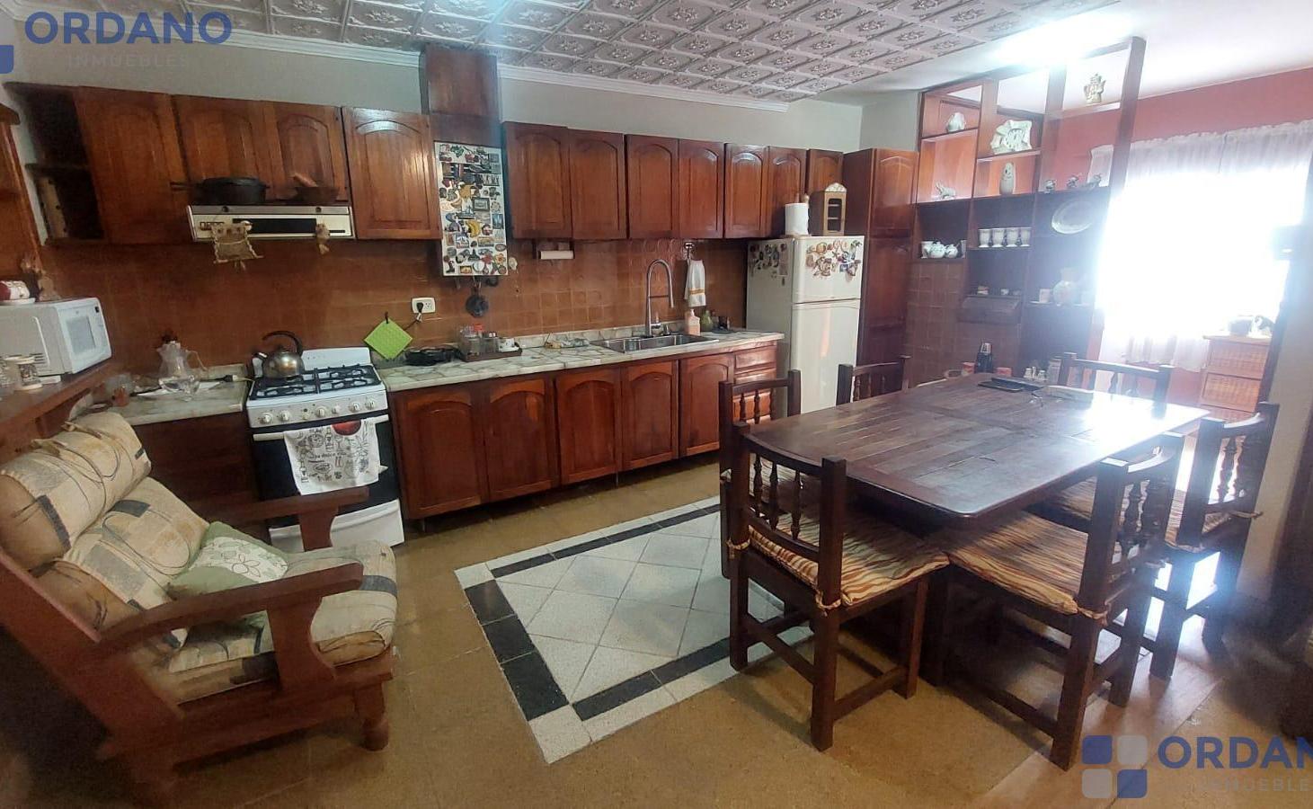 Foto de VENTA CASA 2 DORM COCHERA PATIO, imagen 4