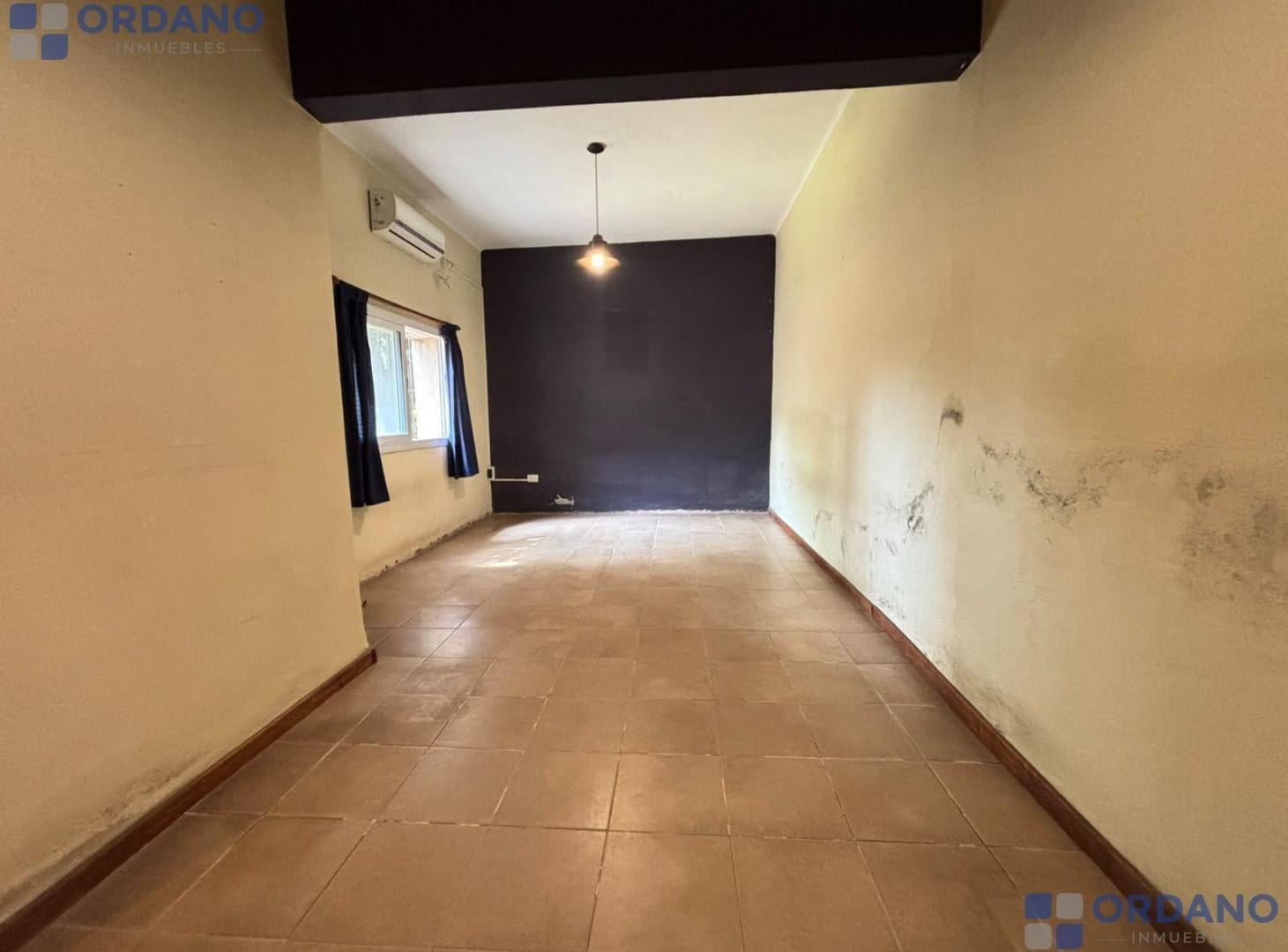 Foto de Casa en venta 3 dormitorios con patio NO APTO CREDITO B° PUEYRREDON, imagen 4