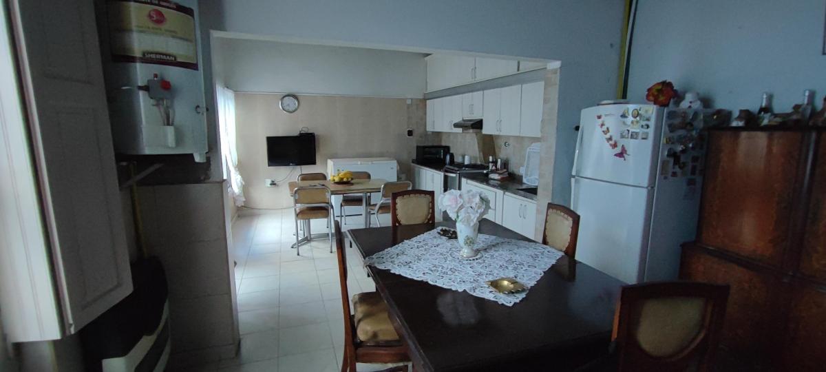 Local C/ Vivienda, Superficie 375 m², Excelente Zona Comercial. San Martin 4