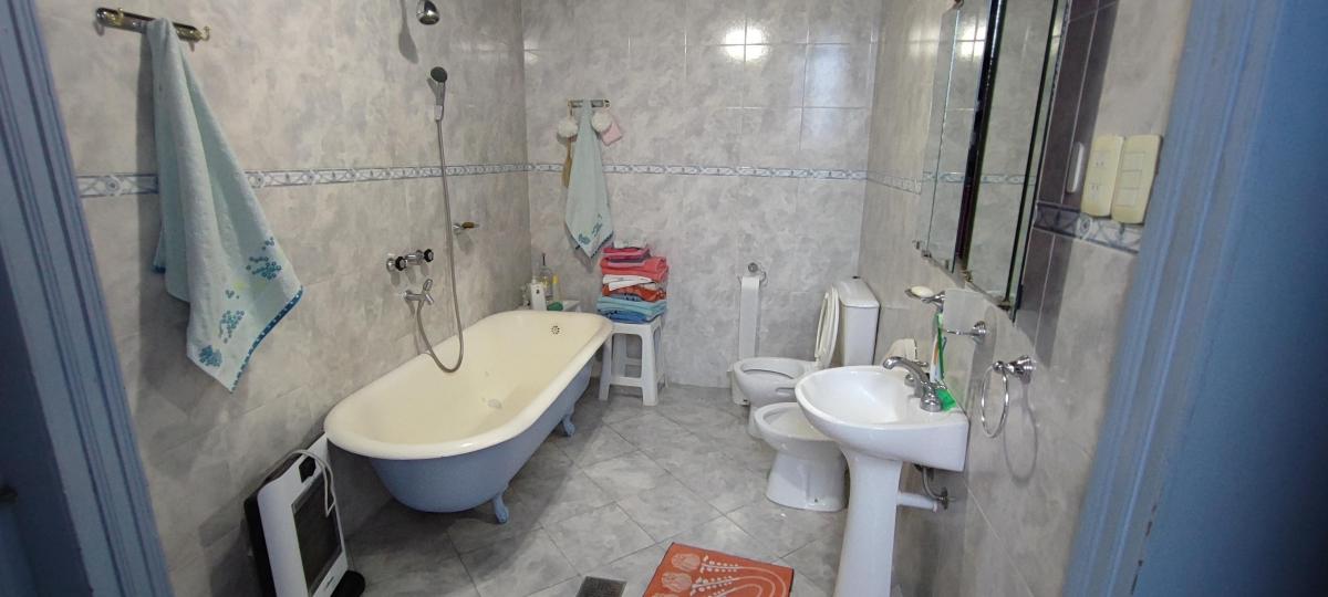 Local C/ Vivienda, Superficie 375 m², Excelente Zona Comercial. San Martin 4