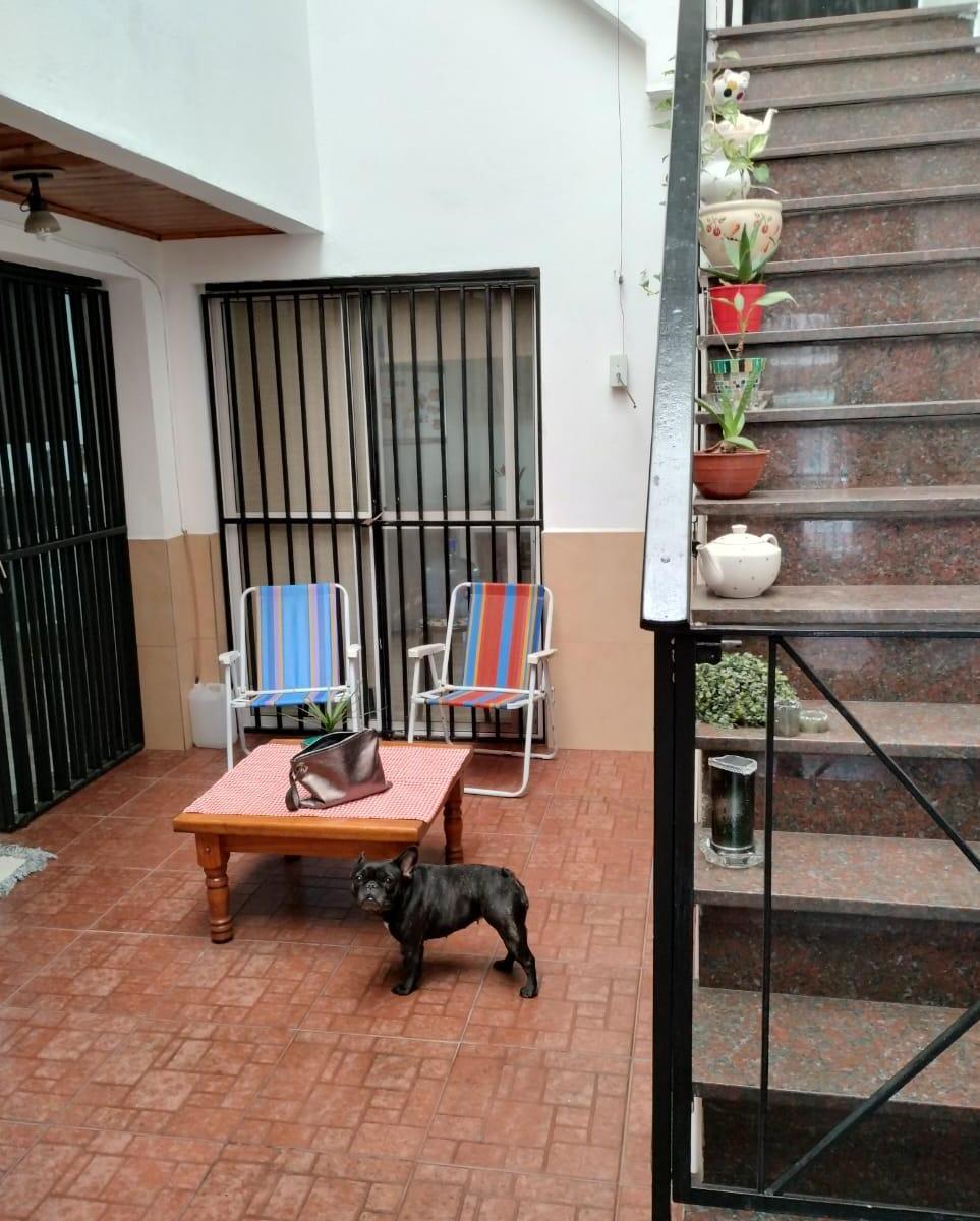 Venta. Casa 4 Ambientes. Patio. Terraza C/quincho. Velez Sarfield. 4