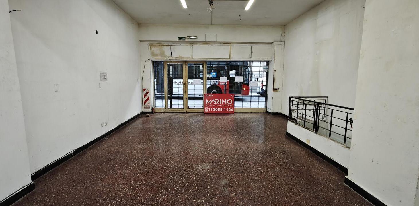 Foto de Alquiler Local Comercial. Monserrat. Solis y Av. Belgrano, imagen 5