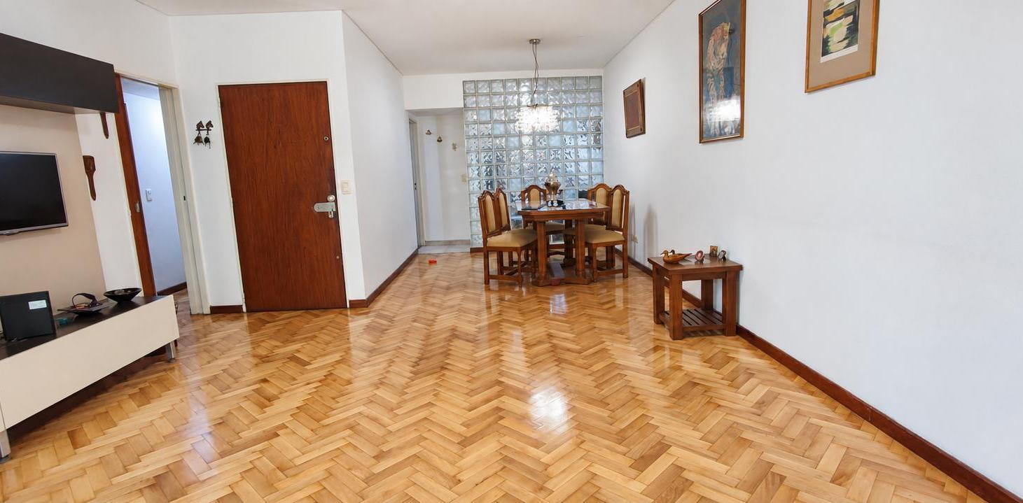 Foto de Venta. Semipiso de 4 ambientes con dependencia, balcón y espacio, imagen 3