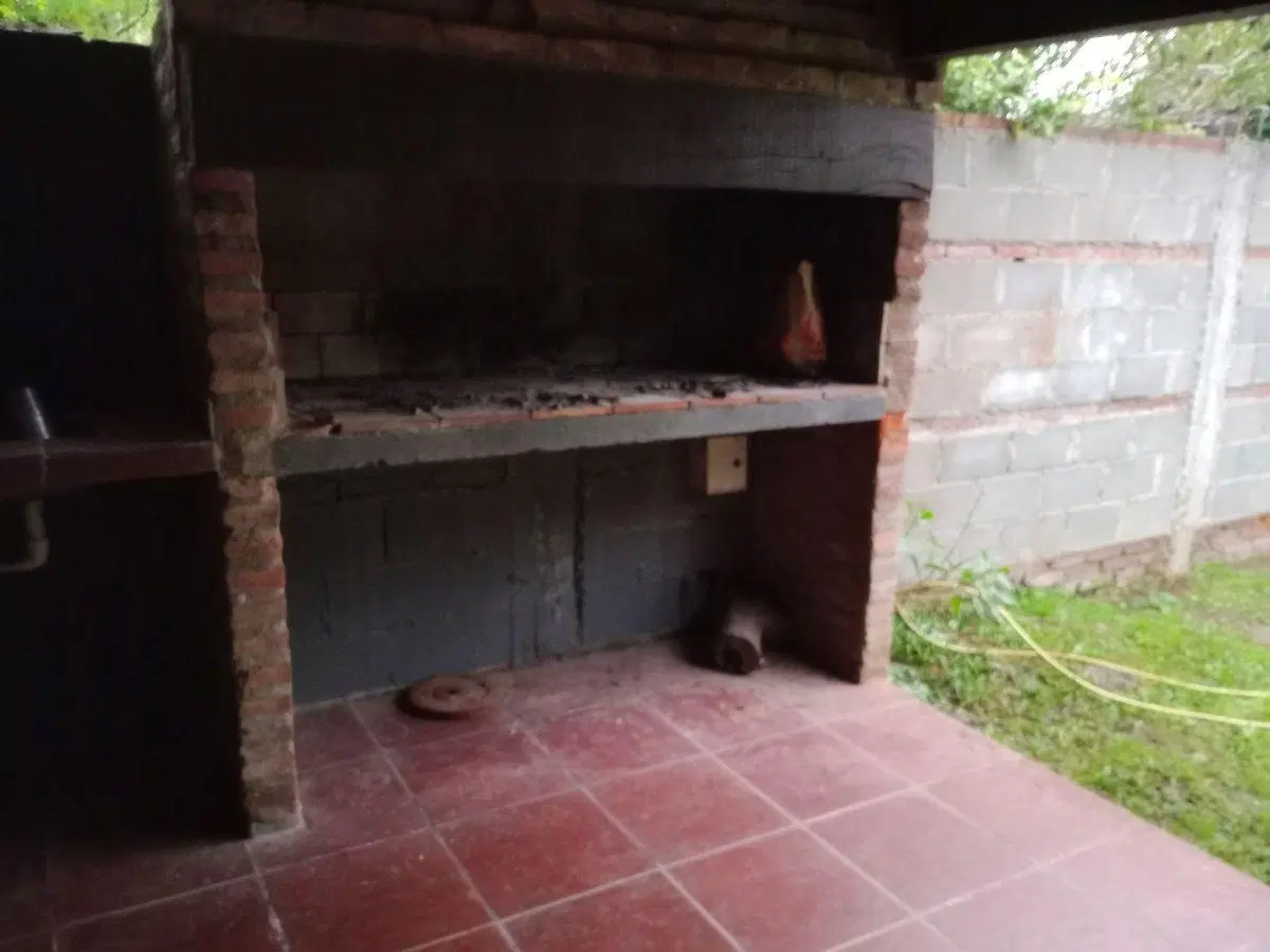 Arguello - Oportunidad casa a reciclar! Excelente terreno y ubicación - 3 dor- 5