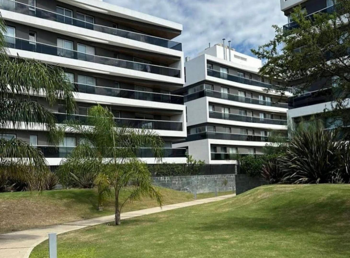 VENTA DE DEPARTAMENTO 2 DORM. EN SUMMUM-JARDIN CLARET