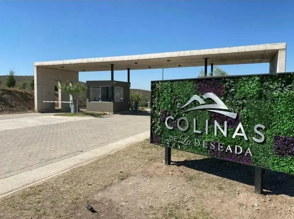 Terreno en Colinas De La Deseada 1