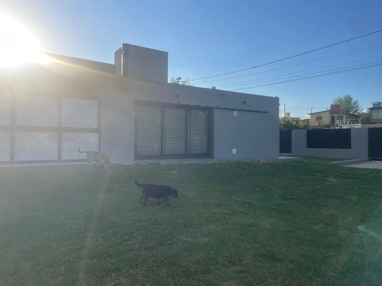 En venta casa con domótica y gran parque en villa carlos paz 4