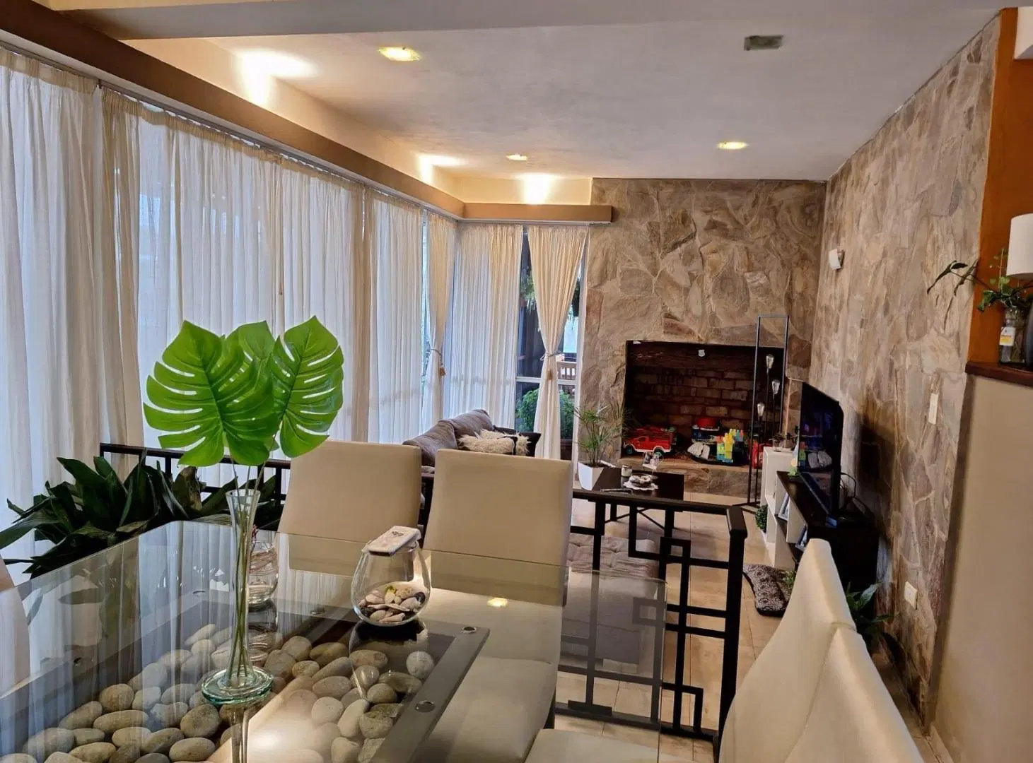 VENTA CASA 3 DORMITORIOS LA ESTANZUELA 2