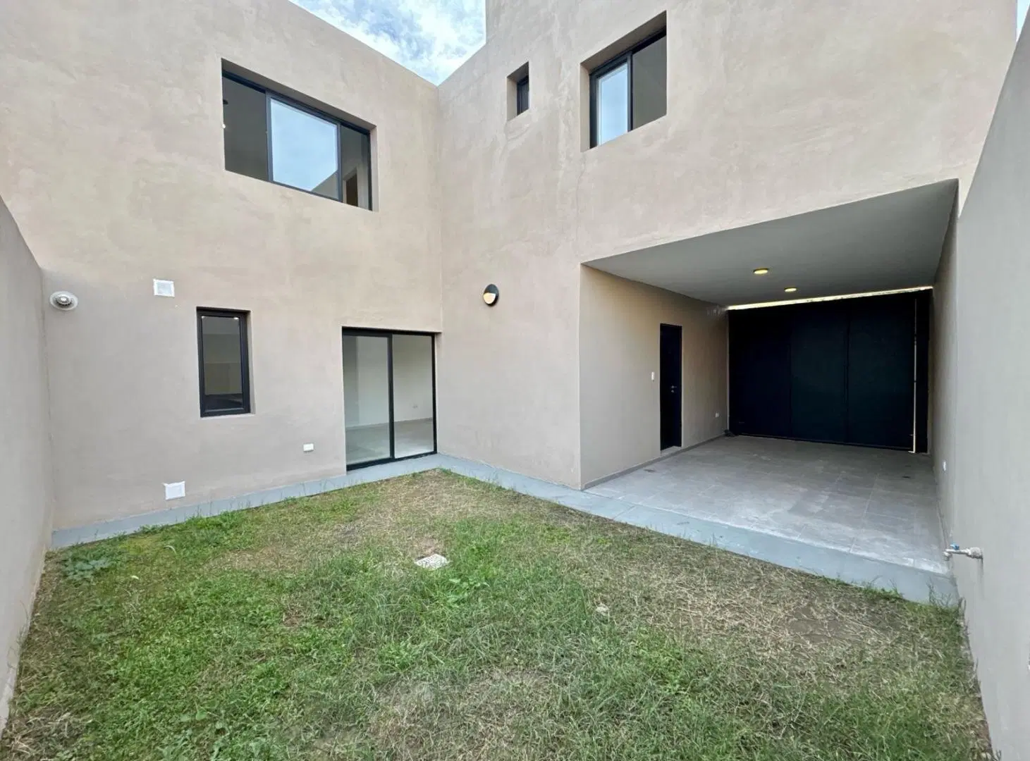 Dúplex en Venta a Estrenar en Barrio Uritorco 4