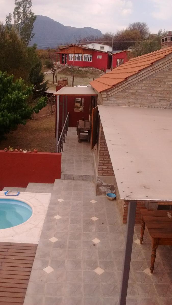 Casa en Venta Capilla del Monte 2 Dorm. 5