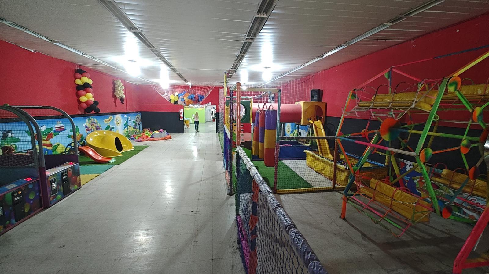 Foto de Venta Galpón Comercial 509 m² en Av. Fuerza Aérea (Ruta 20), imagen 2
